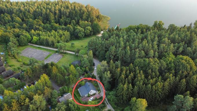 Dom Nad Jeziorem Strazym Zbiczno Luaran gambar
